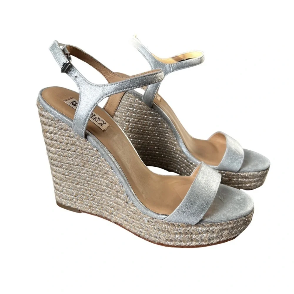 Badgley Mischka silver wedge espadrille sandals sz 9